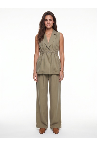 ONLOOX Green Modal Fabric Elastic Waist Loose Cut Buckle Detailed Lined Vest ...