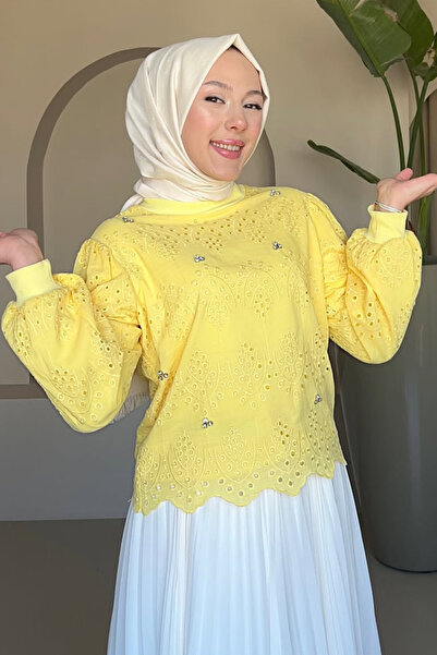 Tesettür Diyarı Hima Brode Lace Fabric Blouse with Ribbed Collar and Cuffs - ...