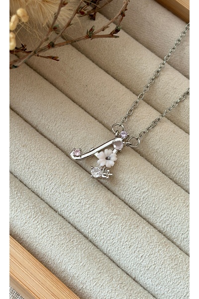 Tiştok accessory Çelik Zincir Gümüş Renk Çiçekli Mineli Harfi Vintage Kolye- ...