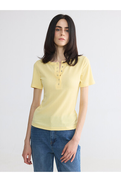 LC Waikiki Yellow Crew Neck Buttoned Women's Ribbed T-Shirt