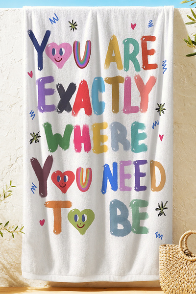 Evimde Bambaşka Prosop de plajă cu tipografie colorată tematică cu litere - H...
