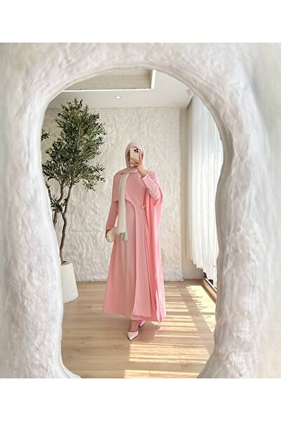 Mava Lady Kadın Pembe Pelerin Detaylı Broşlu İkili Tesettür Takım Elbise Abiye