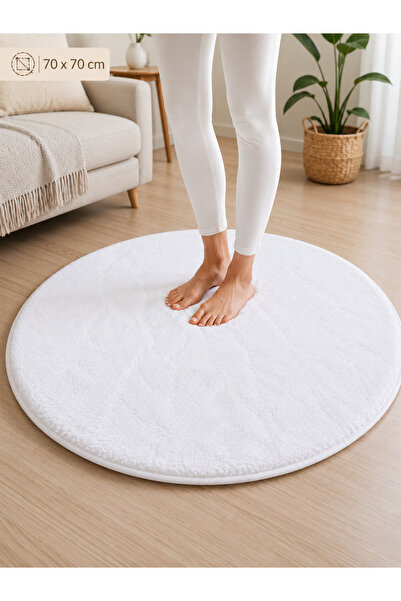 Toscana Peluş Kumaştan 70x70 cm Kaydırmaz Tabanlı İthal Dekoratif Peluş Halı
