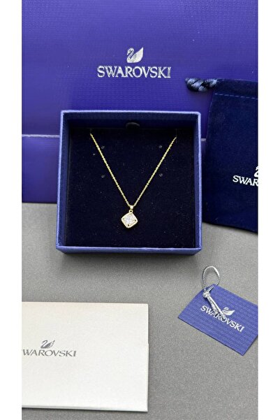 Generic Chain Necklace with Star and Key Pendant Elegant