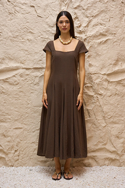 KÜÇÜĞÜM BUTİK Brown Square Neck Short Sleeve Flowy Linen Dress