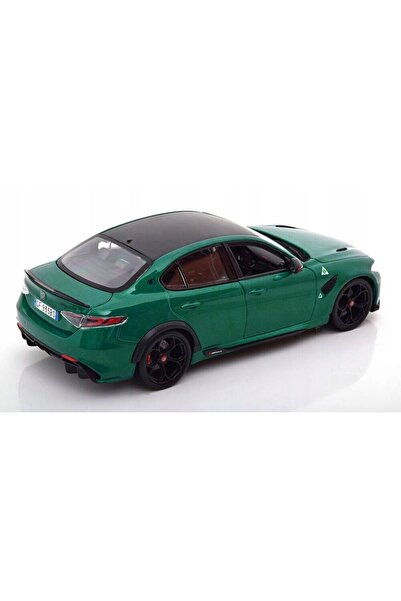 BBURAGO ALFA ROMEO GIULIA GTA MODEL METALIC 1:18 VERDE