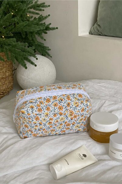 Yuka Atelier Floral Pattern Quilted Makeup Bag Travel Organizer Zippered Cosm...