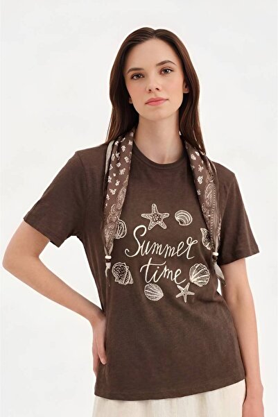 tw3 Women's Two-Piece Short Sleeve Design Tshirt with Detachable Shawl Detail