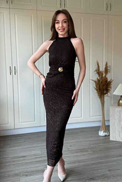 Dilay Gökoğlu Butik Beli Accessory Detailed Halter Neck Glittery Midi Dress