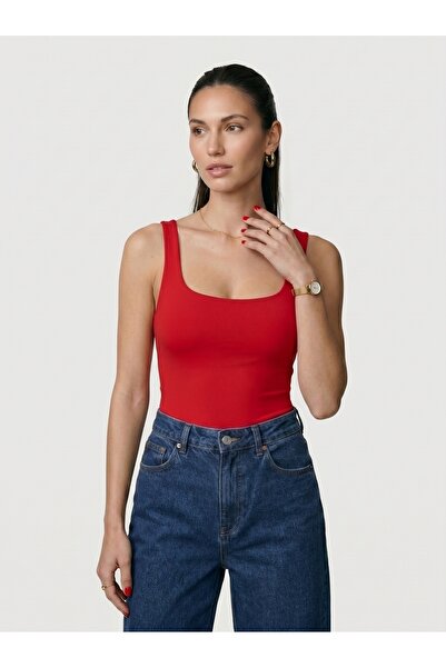 Noe Collection Kadın Kare Yaka Kalın Askılı Slim Fit Bodysuit Çıtçıtlı Body