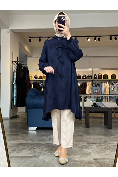 Famelin Kadın Yaka Detaylı Tunik 50326