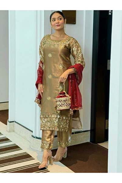 MYSMAR Golden GMY Silk Embroidered Kurta Set - HRT8560 | Golden
