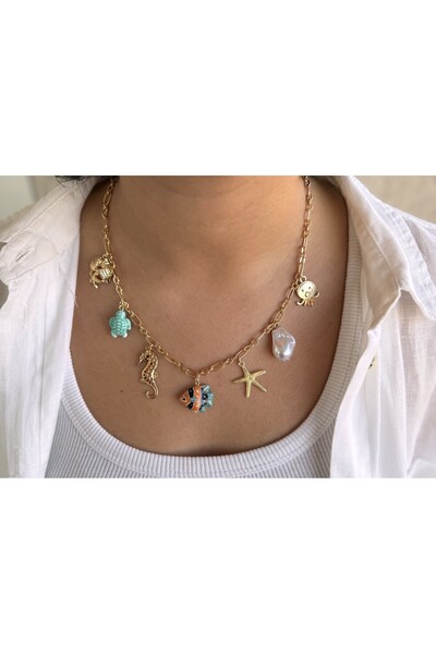 Home Deniz Temalı Gold Charm Kolye İnci Detaylı Denizatı Kaplumbağa Yıldız Ba...