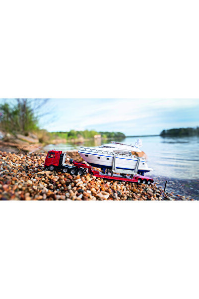 Siku Camion MAN Transportor yaht scara 1:87 cod 1849