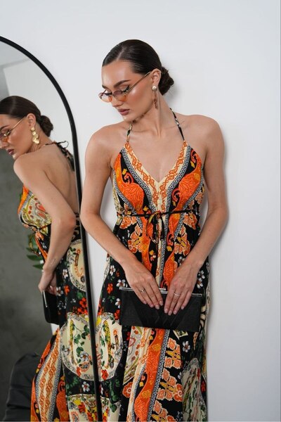 Lady Pixie Ethnic Patterned Backless Slit Long Dress