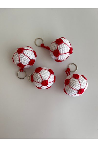 FLY LIFE Hand-Knitted Amigurumi Ball Keychain