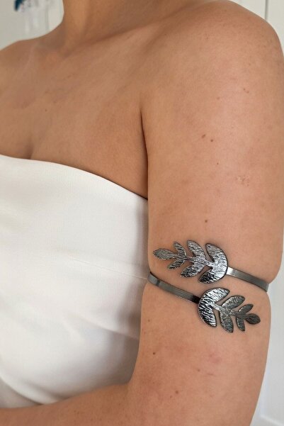 bacc Oxide Black Leaf Patterned Adjustable Bracelet