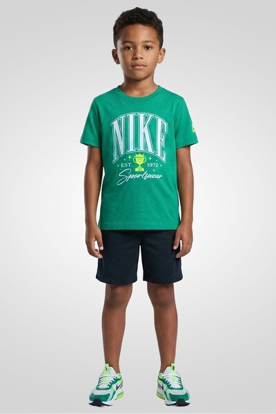 Nike Kids Boy Sportswear Fit Short Sleeve Brand Logo Outdoor T-Shirt, Green