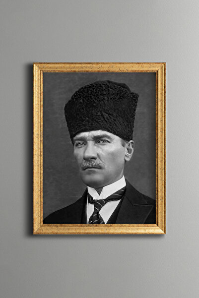 epiqart Ataturk - Vintage Patterned Painting - Fine Model