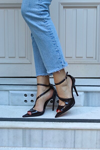 DC DONNA Women's Black Patent Leather Cross-Strapped Ankle Strap Thin High He...