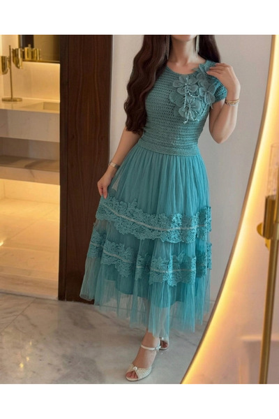 Opera Fashion Women's Lace and Tulle Embroidered Floral Set