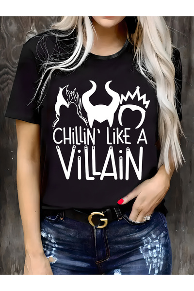 128 Women's Plus Size "Chillin' Like a Villain" Print T-Shirt - Crown & Horns...
