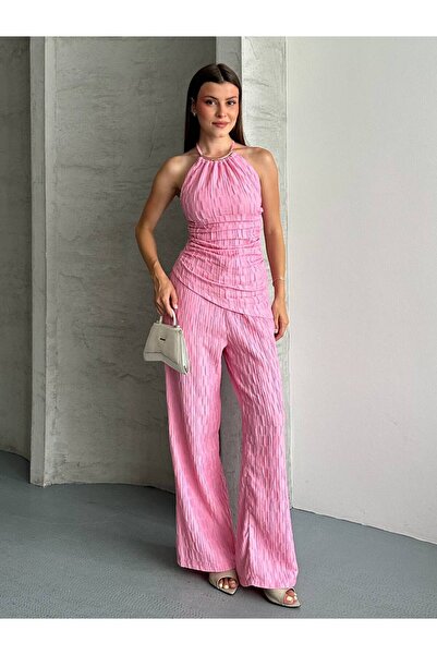 LOKADI Women's Halter Neck Wrinkled Fabric Two-Piece Set
