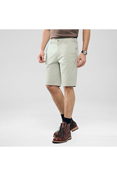 Giordano شورت برمودا رجالي ضيق من قماش التويل مع خصر مطاطي
