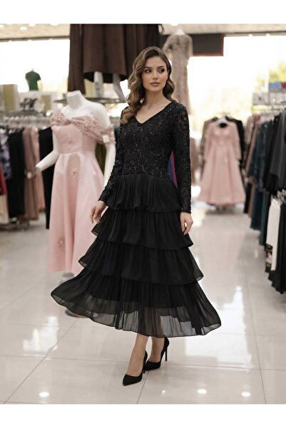 Pyramid masterpieces Black Midi Dress