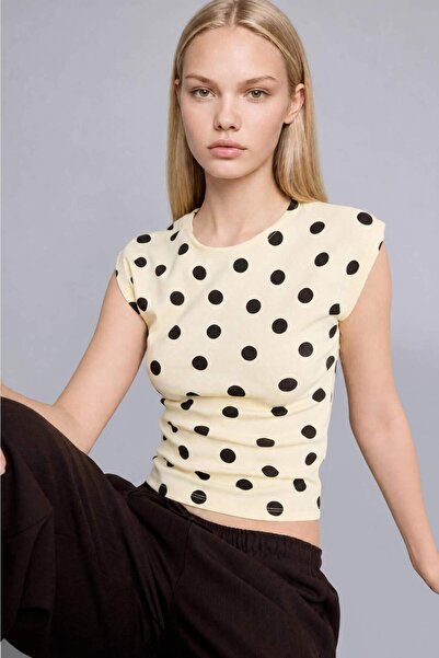 DeFacto Slim Fit Crew Neck Polka Dot Ribbed Short Sleeve Light Yellow T-Shirt...