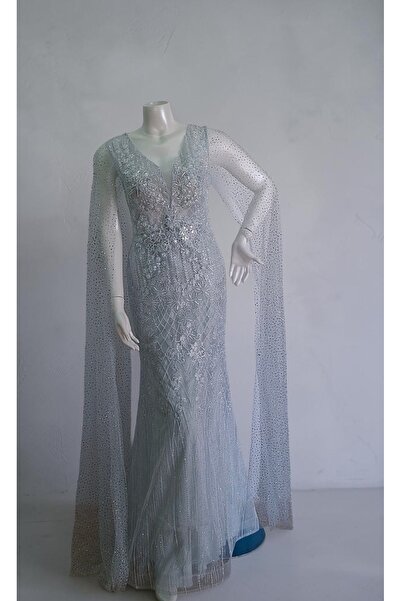 ceneric Mermaid Evening Gown (Fish Tail Style) for a Luxurious Look