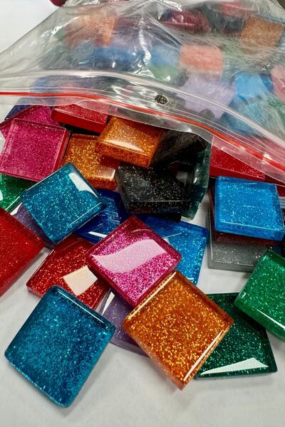 Englass Plăci de mozaic din sticlă colorate cu sclipici – 1,1 kg, 120 bucăți ...