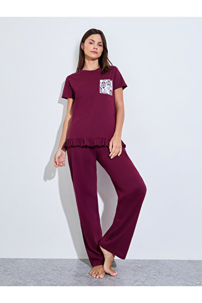 Styli Burgundy Ikat Print Pocket Ruffle Hem T-Shirt And Pyjama Set