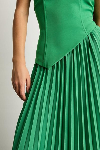 NO BRAND Rochie maxi plisată verde cu umerii goi Warehouse 36