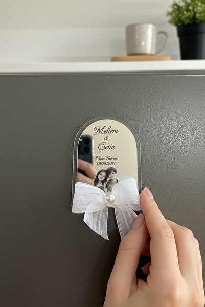 Hediyelen Söz-Nişan-Nikah Hediyesi Gümüş Aynalı Fiyonklu Fotoğraflı Magnet (1...