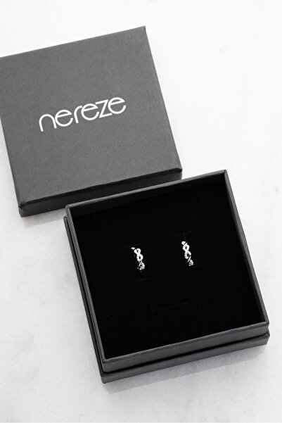 Nereze 925 Ayar Gümüş Sertifikalı Mozanit Taşlı Örgü Model Küpe