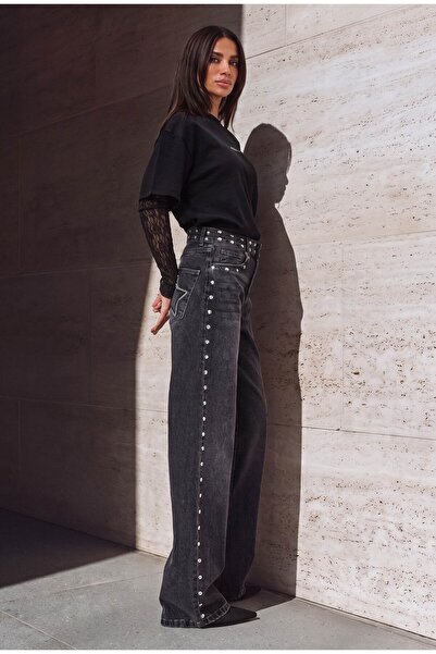 it's basic Women's Smoked T-2W6-13 Loose Fit Drop Detailed Design Denim Jean