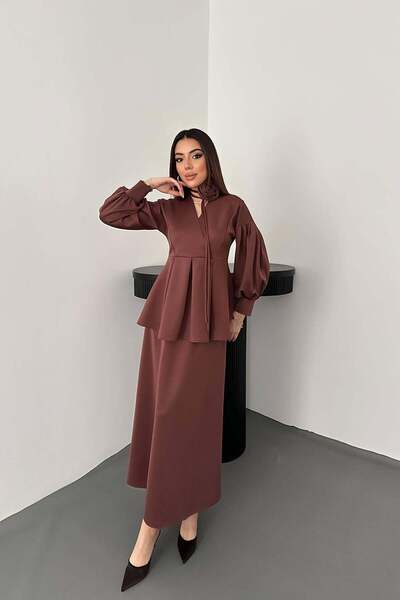 Clothes Fast Women's Brown Blouse-Skirt Set Blouse Skirt Set V-Neck Rose Appl...