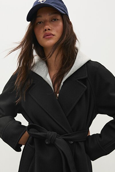 Bershka Soft touch kemerli uzun kaban