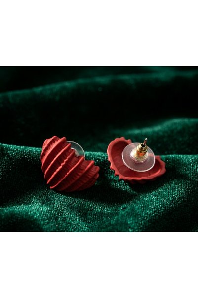 Prizma Concept Women's Matte Red Textured Ribbed Heart Figured Stud Earrings ...