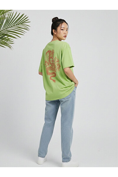 Flubutik Women's Lime Chinebox Printed Oversize T-Shirt