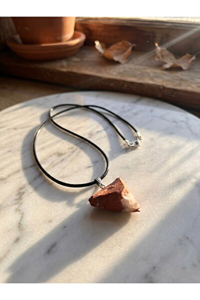 Meneva Aksesuar Red Jasper Natural Stone Raw Cut Leather Cord Necklace