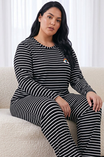 Siyah İnci Black and White Striped Patterned Large Size Oversized Viscose Kni...