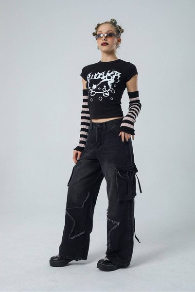 BECRET Black Star Patched Vintage Cargo Pocket Baggy Jeans