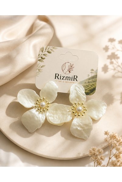 rizmir White Flower Design Pearl Detailed Women's Earrings