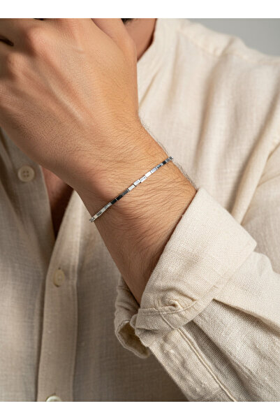 Valmont Men's Silver Color Metal Geometric Plate Bracelet