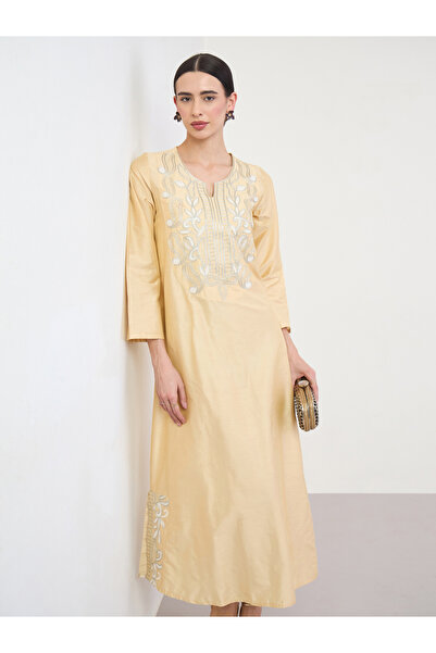 Amirah By Styli Yellow Embroidered Yoke Jalabiya with Side Slit