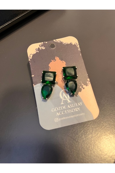 gozdeasutayaccessory Emerald Green Earrings