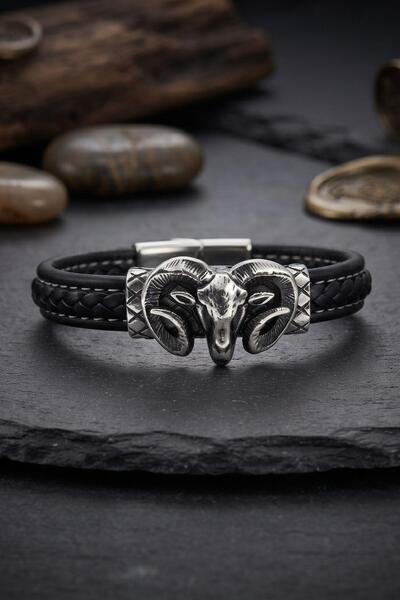 Prestige Stainless Steel and Leather Bracelet with Bull Head Figure 902868