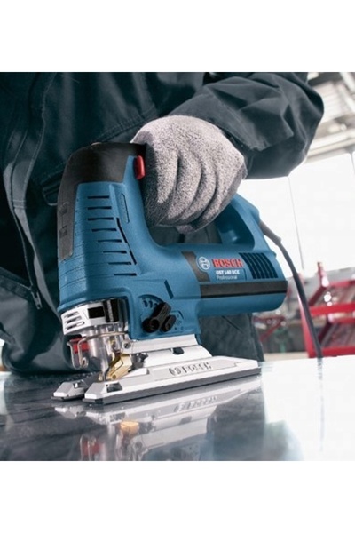 Bosch Fierăstrău pendular alimentat la rețea